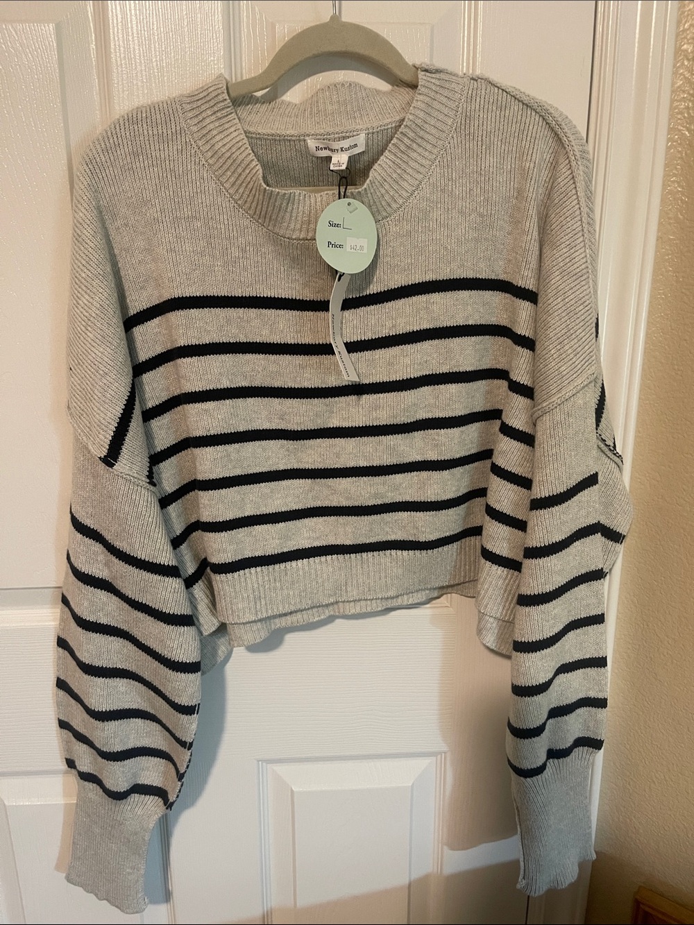 Newbury Kustom Gray and Black Striped Cropped Crewneck Sweater